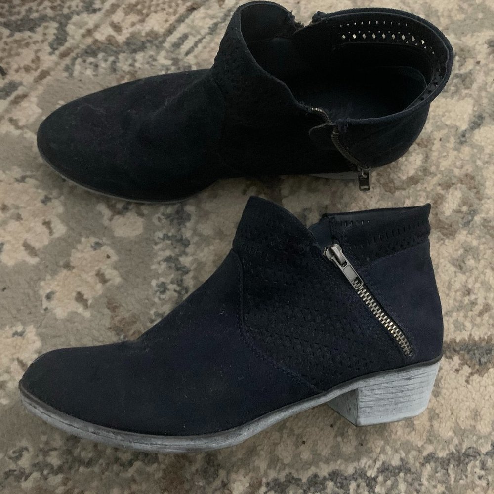 American Rag Navy Booties Size 8.5